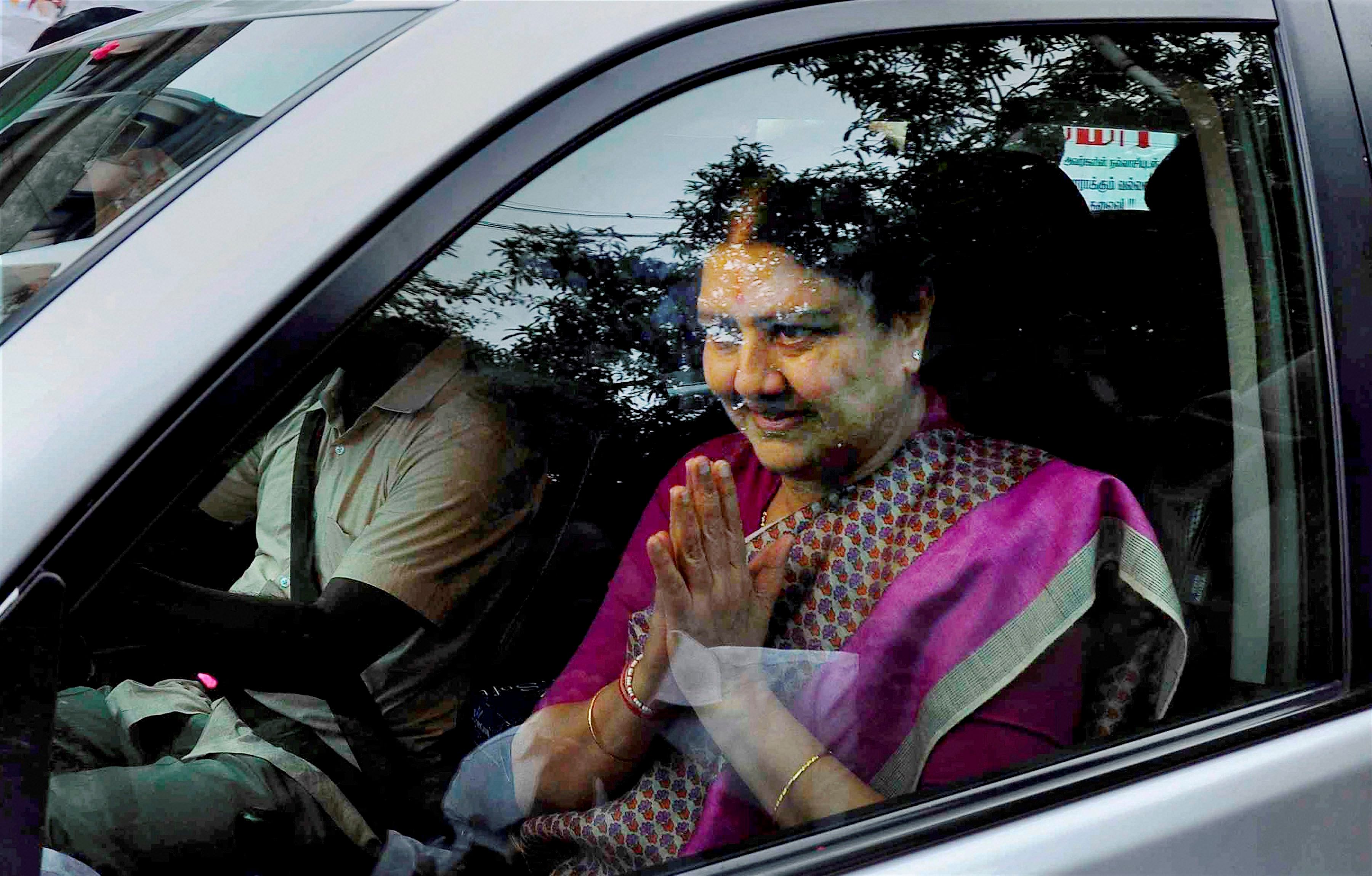 AIADMK senior and Tamil Nadu fisheries Minister D Jayakumar on Friday said Sasikala, a close aide of late J Jayalalithaa, or her family will have no place in the party or in the government. Credit: PTI File Photo