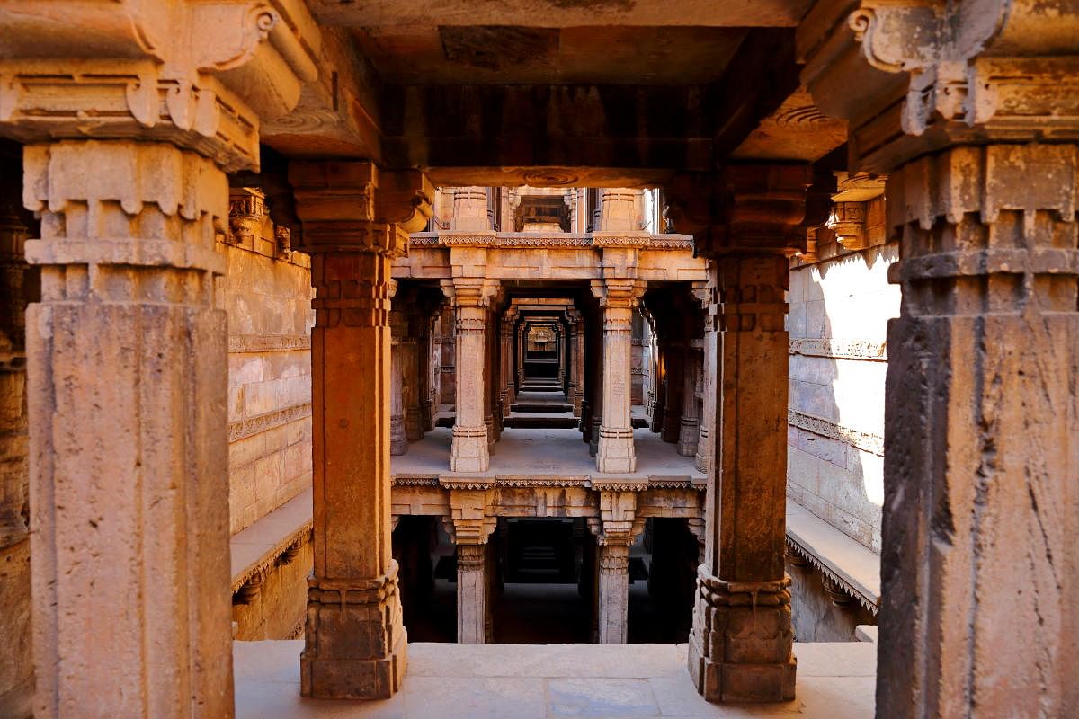 Dada Harir Vav