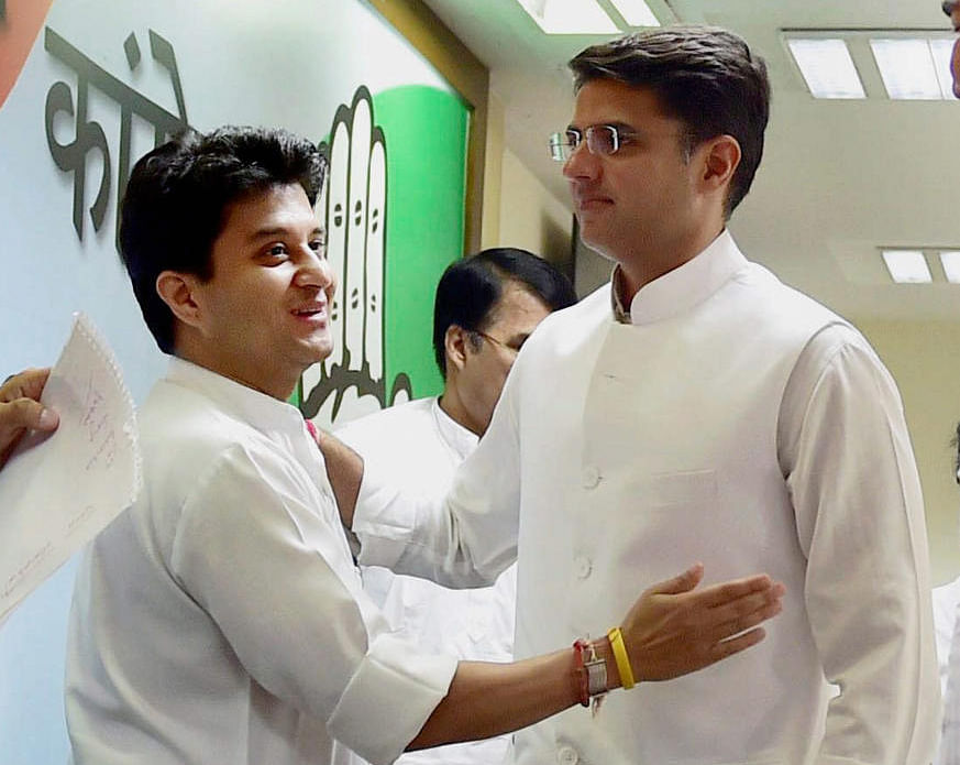 Madhya Pradesh BJP leader and former Congress party member Jyotiraditya Scindia with rebel Congress leader Sachin Pilot. Credit: PTI File Photo