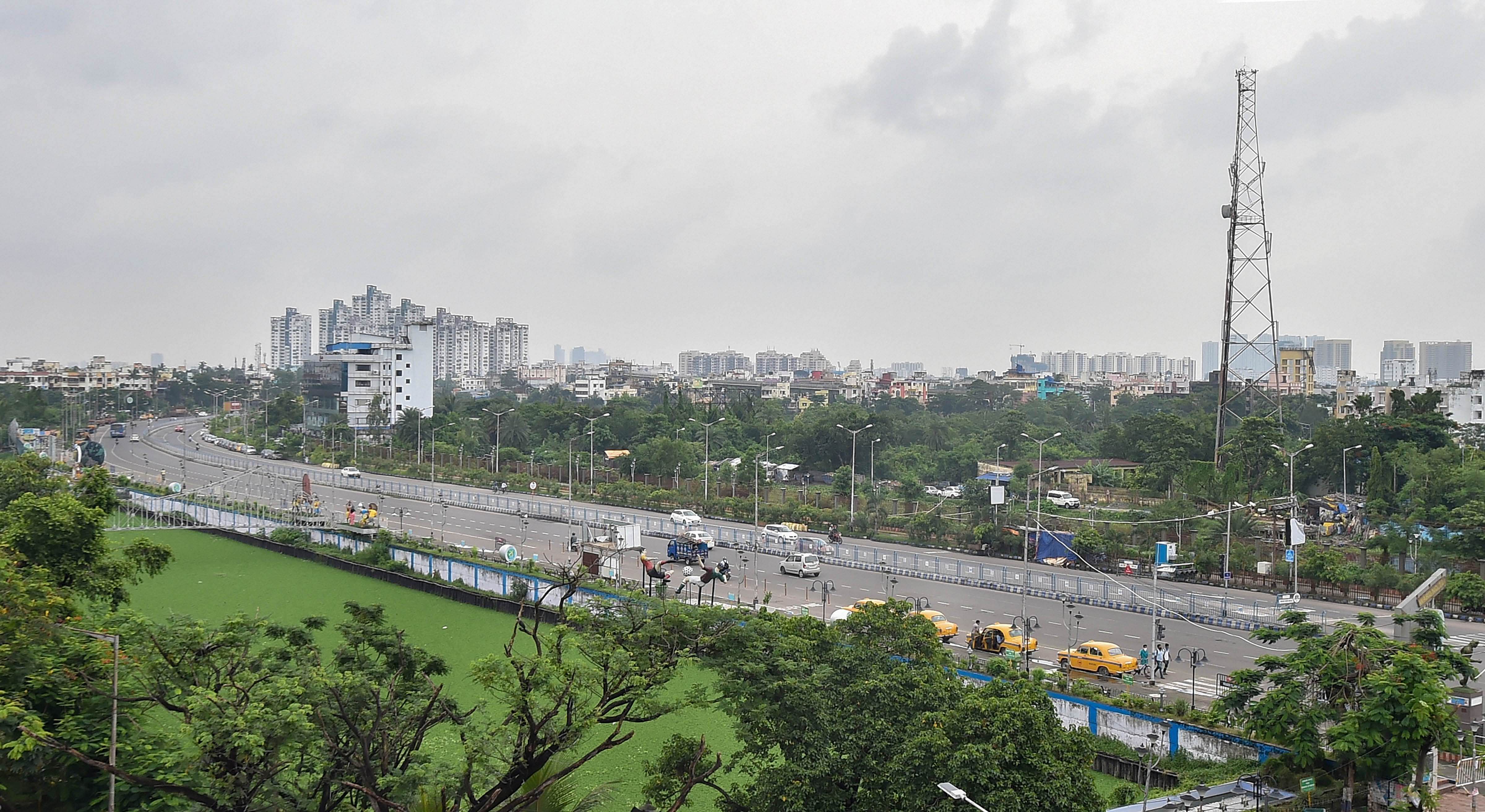 A view of Eastern Metropolitan Bypass, during Unlock 2.0, in Kolkata, Wednesday, July 22, 2020. Credit: PTI Photo
