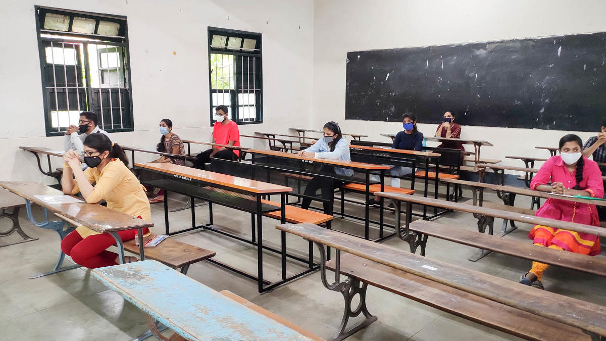 Students are ready to write CET exams at MES college, Malleshwara in Bengaluru on Thursday. Photo/ Shivakumar BH
