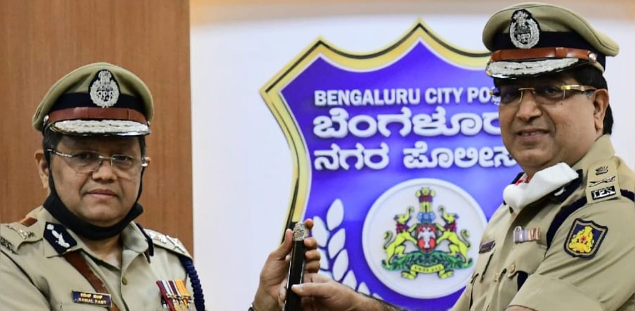 New Bengaluru Police Commissioner Kamal Pant on Saturday takes charge from former police commissioner Bhaskar Rao. Credit: DH Photo