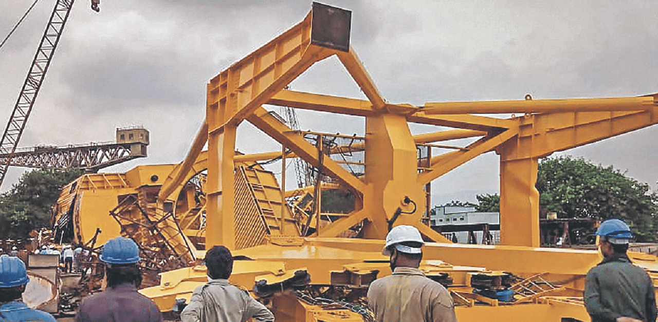 Rescue operations underway after a heavy-duty crane collapsed at the Hindustan Shipyard Limited (HSL), in Visakhapatnam. Credits: PTI Photo
