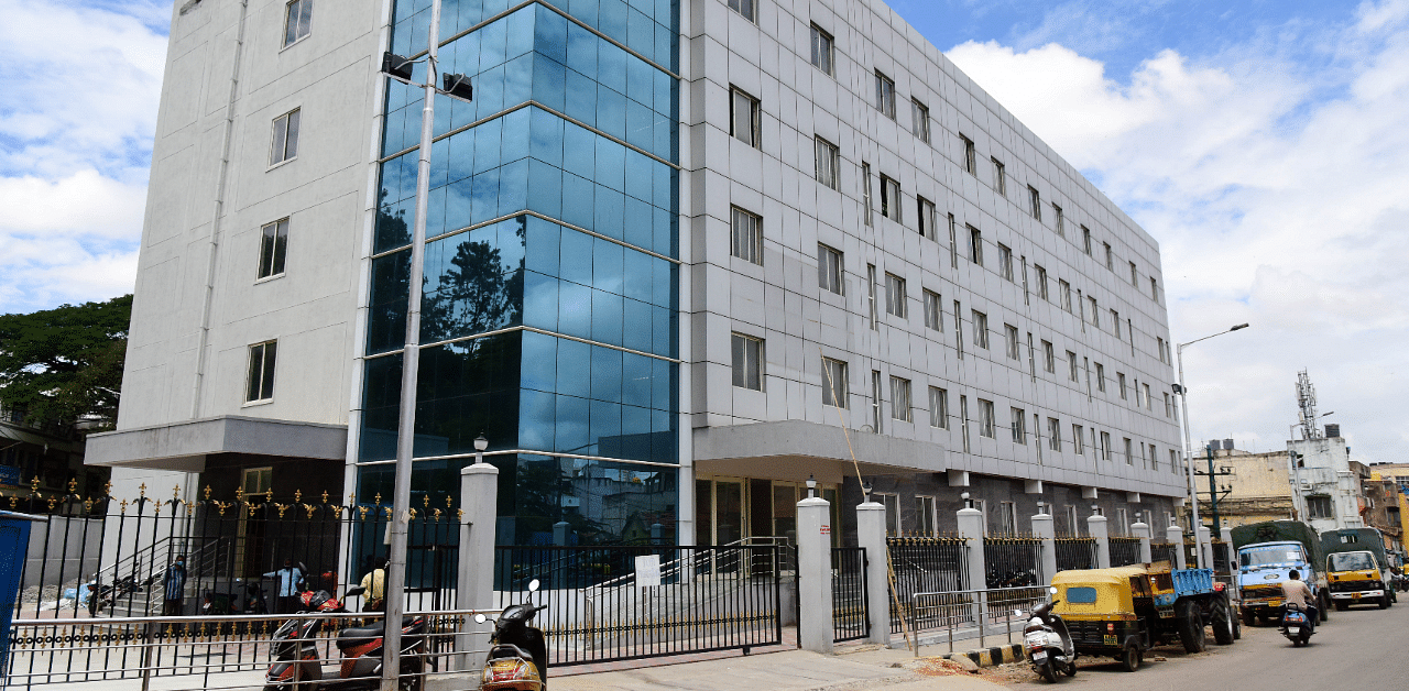 Broaday Hospital in Shivajinagar will be a full-fledged Covid Hospital in few days, Infosys Foundation is providing necessary infrastructure for the hospital at a cost of Rs 30 crore. Credit: DH Photo