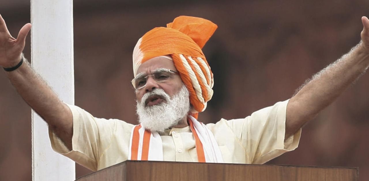 Indian Prime Minister Narendra Modi addresses the nation during Independence Day celebrations at the historic Red Fort in Delhi, India, August 15, 2020. REUTERS/Adnan Abidi