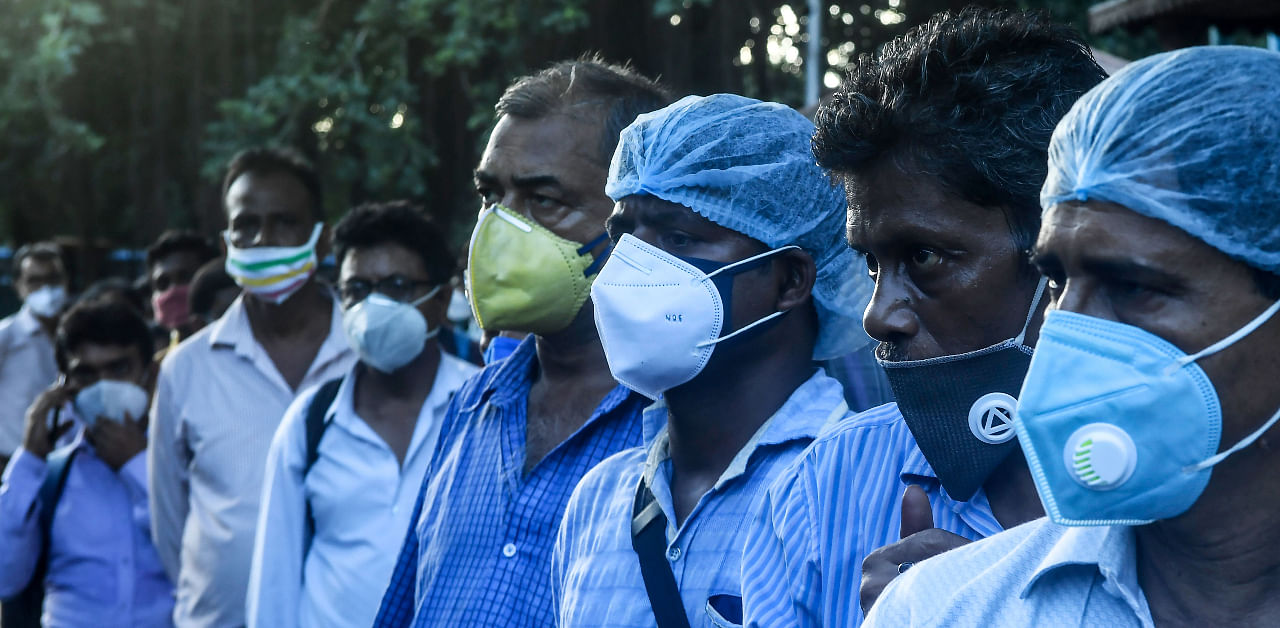 Thyrocare's findings are in line with government surveys done in Indian cities such as Mumbai, which showed that 57 per cent of the population in its crowded slum areas had been exposed to the coronavirus. Representative image/Credit: AFP Photo