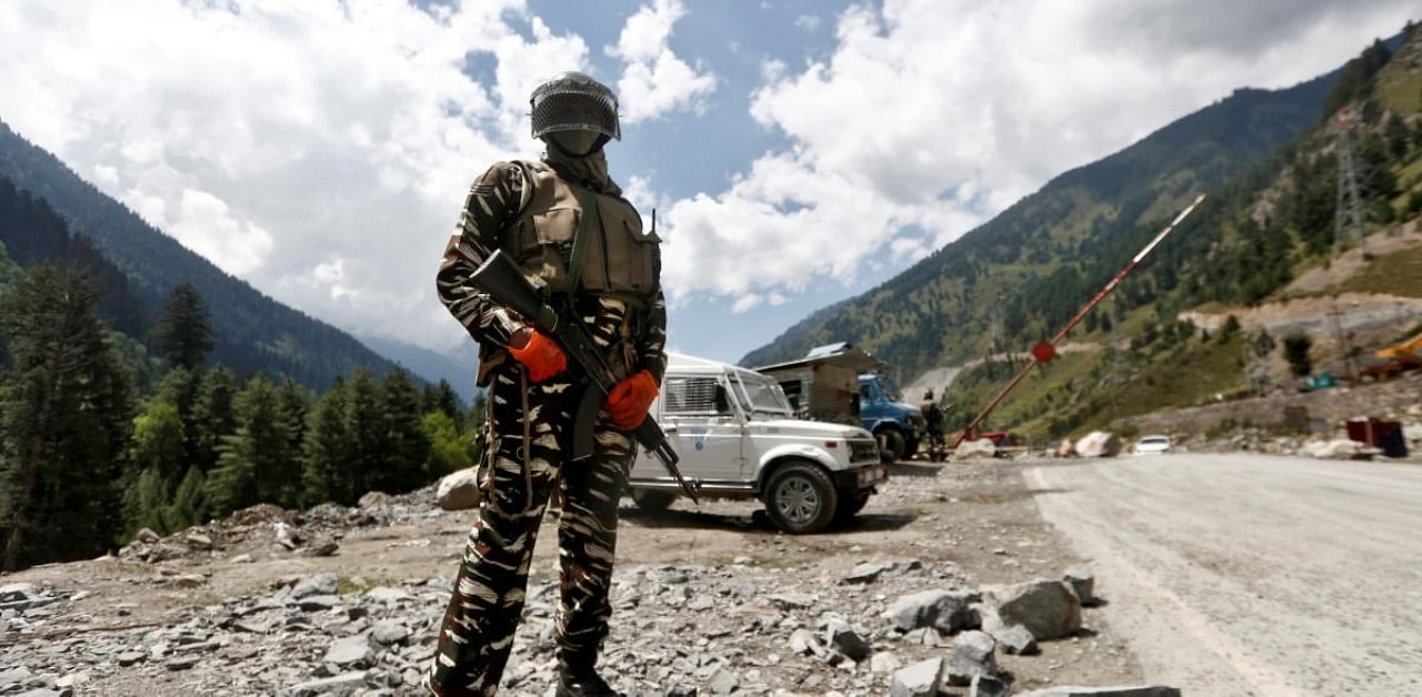 The situation in Ladakh remains sensitive while commanders from both sides hold talks. Credits: Reuters