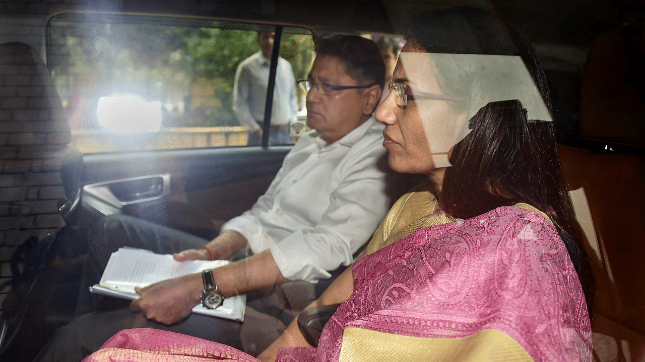 Former ICICI Bank CEO Chanda Kochhar along with her husband Deepak Kochhar. Credits: PTI Photo