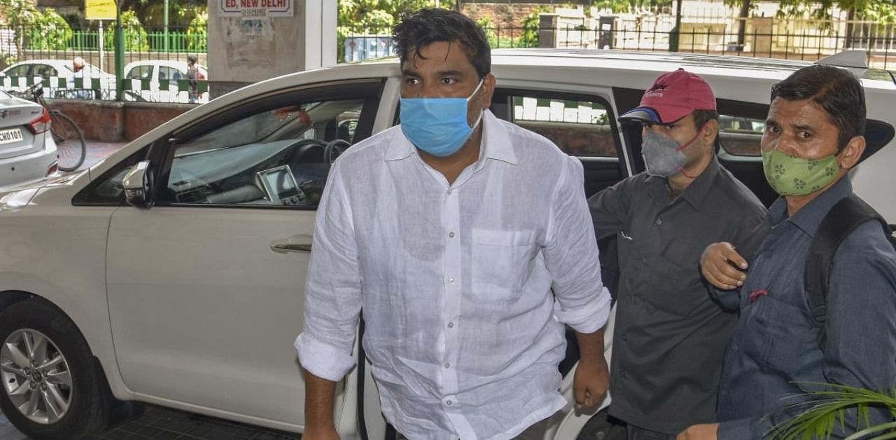 Suspended AAP councillor Tahir Hussain arrives at ED office. Credit: PTI