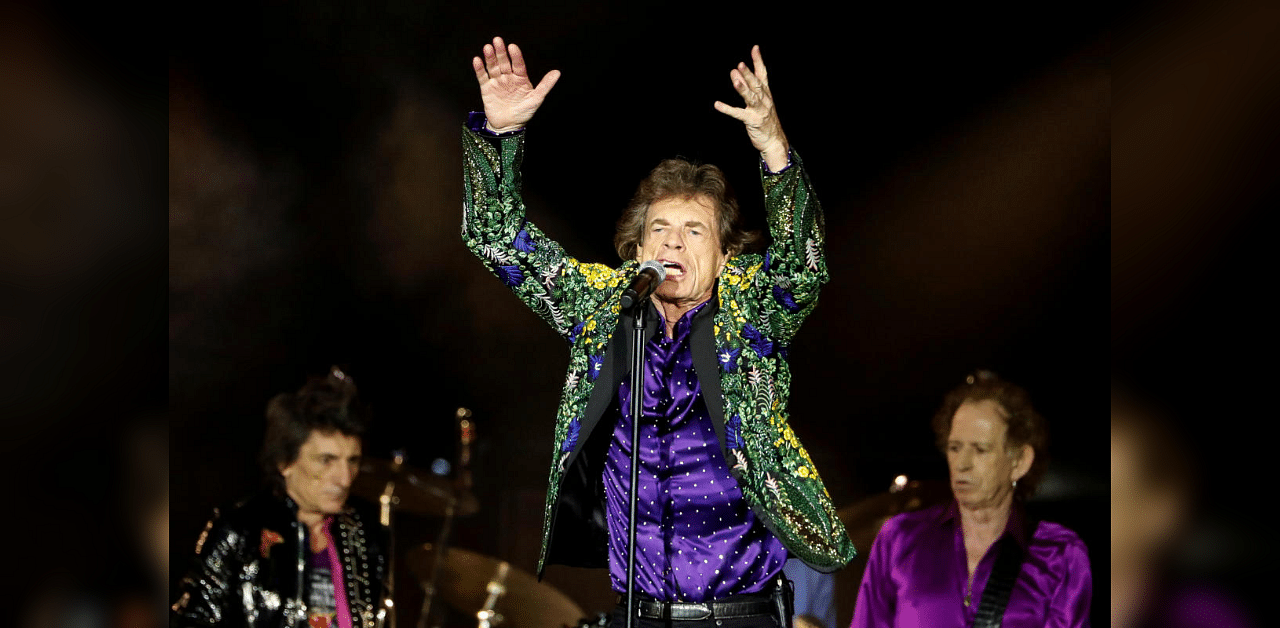 Mick Jagger of the Rolling Stones performs between band members Keith Richards and Ronnie Wood during their No Filter U.S. Tour at Rose Bowl Stadium in Pasadena, California, U.S., August 22, 2019. Credit: Reuters File photo