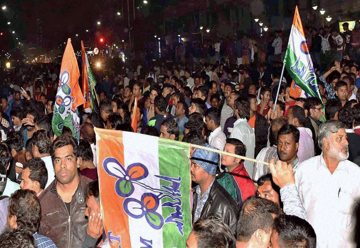 Whether it is the Trinamool Congress (TMC), the CPM, the BJP or the Congress, several candidates are rather baffled as to how to get the public's attention away from the IPL. PTI file photo