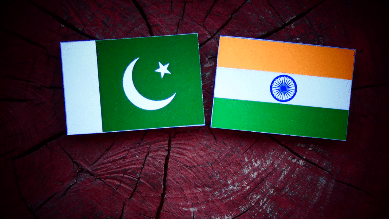 Pakistan and India flag. Credits: iStock Photo