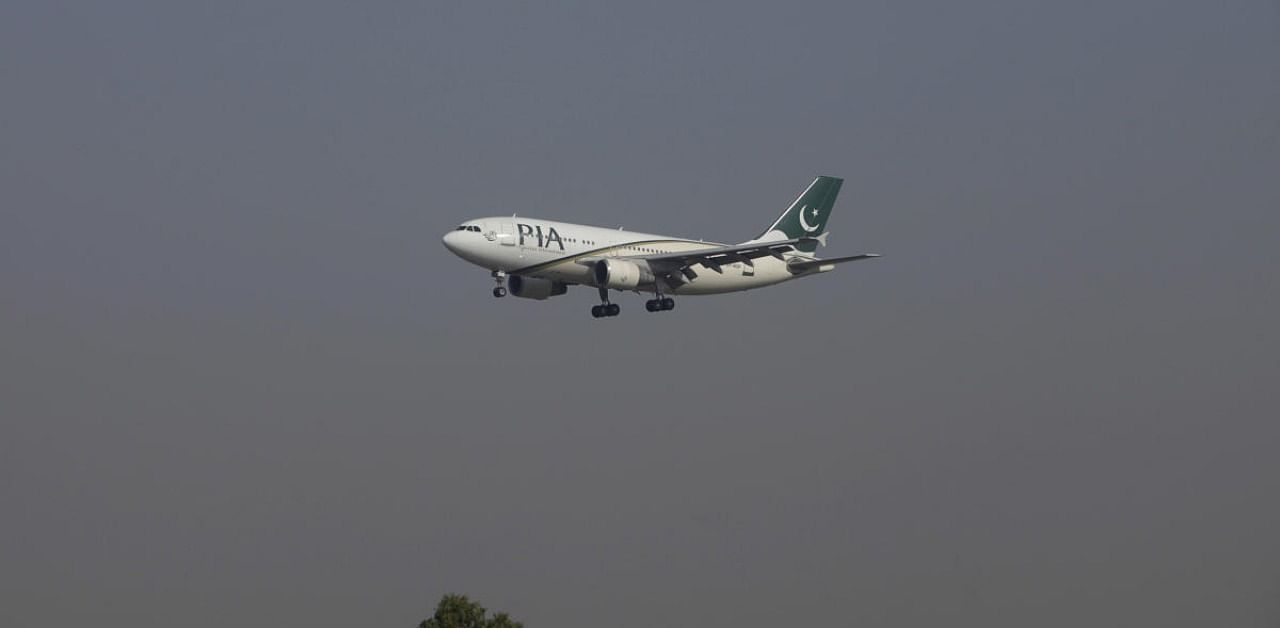 ICAO advises Pak to suspend issuance of new licenses to pilots. Credit: Reuters Photo