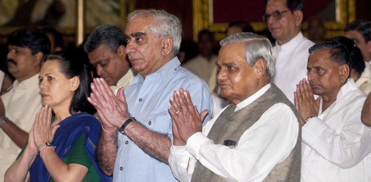 Jaswant Singh with late former PM Atal Behari Vajpayee and other leaders. Credit: PTI File Photo 