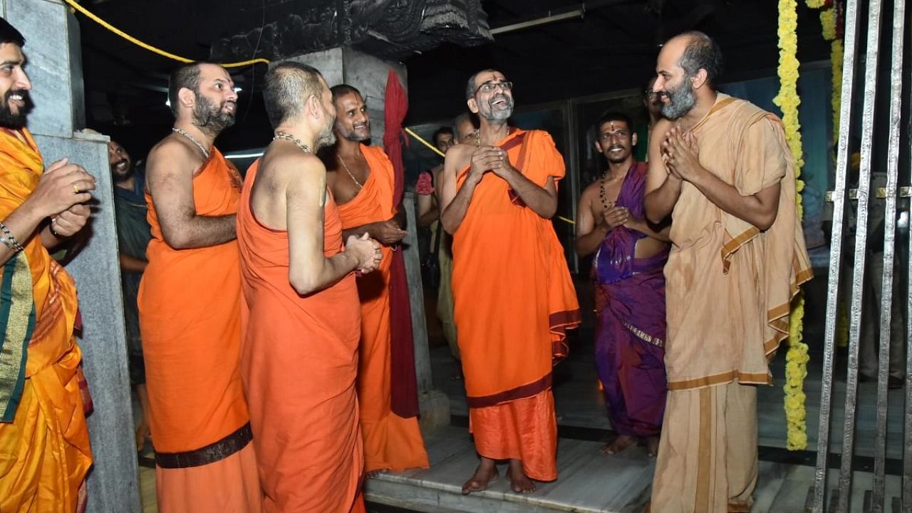 A new path was opened for devotees to enter Krishna Mutt in Udupi on Monday.