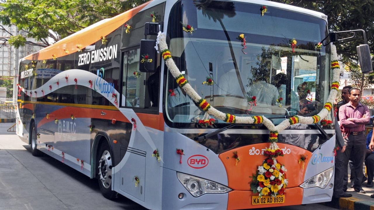 The Centre has sanctioned 400 electric buses to Karnataka a year ago. DH File Photo