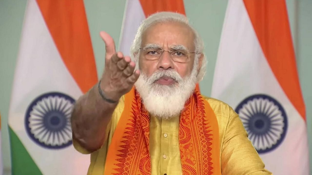 PM Narendra Modi slammed the Congress without naming it saying, “they are insulting the farmers by torching the machines and equipment that are worshipped by them”. Credit: PTI.