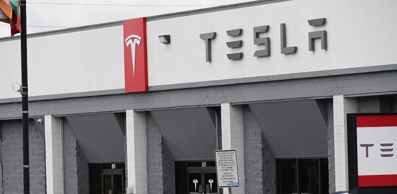Tesla showroom in Burbank, California. Credit: AFP Photo