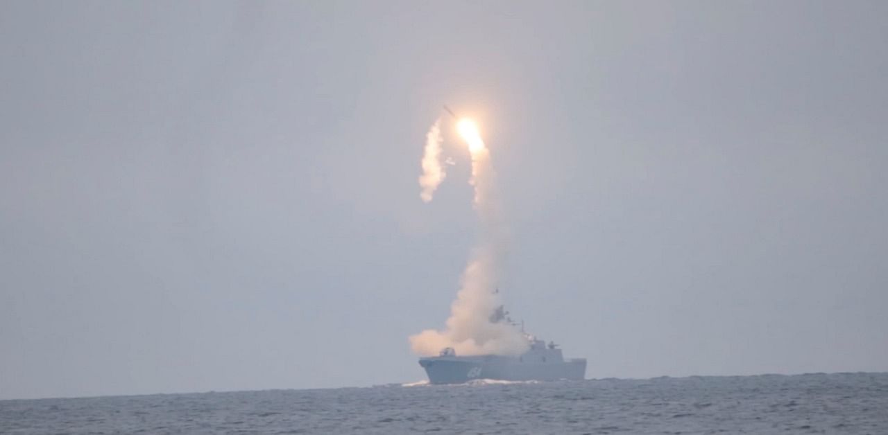 Tsirkon (Zircon) hypersonic cruise missile is launched from the Russian guided missile frigate Admiral Gorshkov during a test in the White Sea. Credit: Reuters Photo