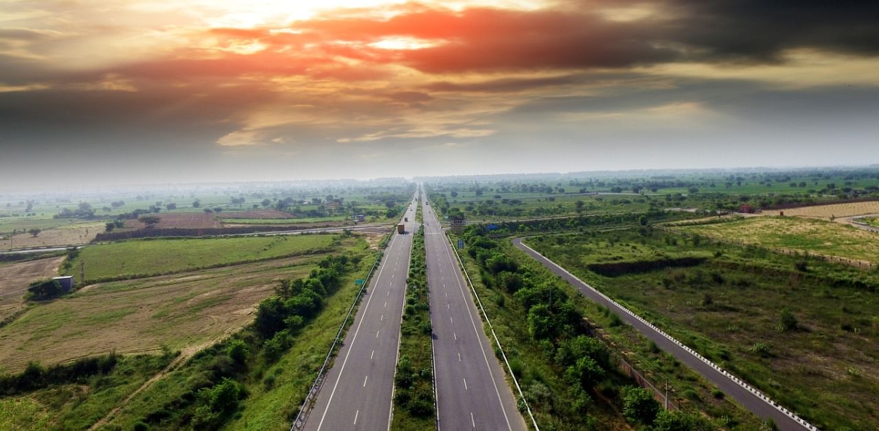 The 701-km-long highway - Maharashtra Samruddhi Mahamarg - will be the longest expressway in India. Credit: iStock Photo
