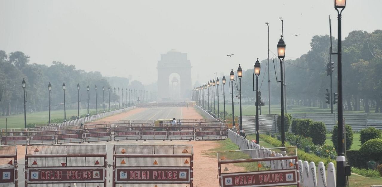 The 24-hour average AQI was 239 on Friday and 315 on Thursday, the worst since February 12 (AQI 320). Credit: PTI