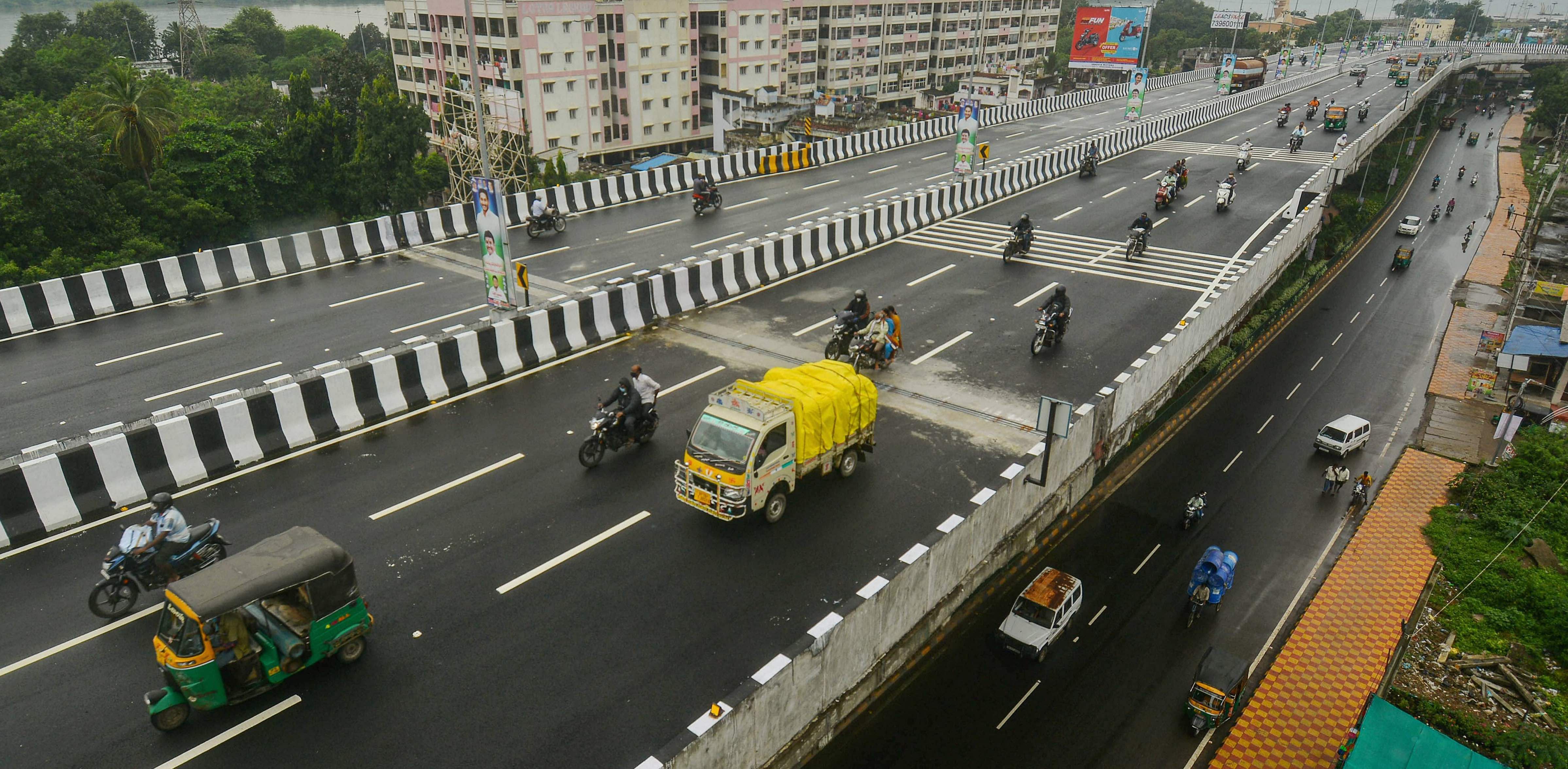 According to the new norms, any contractor without prior experience can apply to build a tunnel measuring up to 200 metres while for bridges, prior experience is not required for building up to 60-metre structures. Credit: PTI