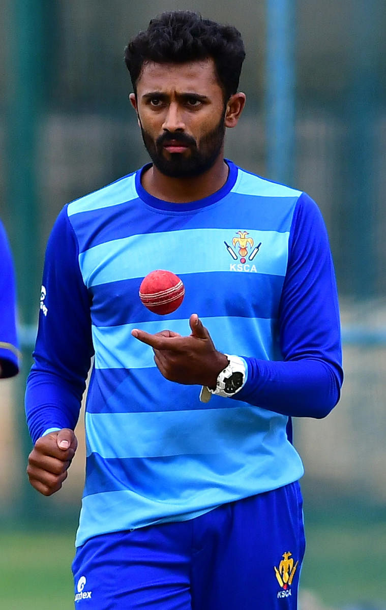 Shreyas Gopal is the most experienced bowler and will be the key for Karnataka as they begin their Ranji Trophy campaign from Monday. DH Photo/ Krishnakumar P S