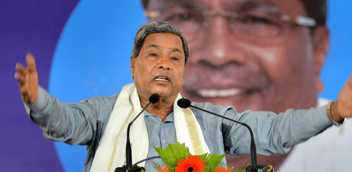 Charging that the economy has collapsed due to the failures of the BJP government, Siddaramaiah stated that the B S Yediyurappa-led government has availed Rs 1.30 lakh crore loan, while funds are not released even to construct houses for flood-affected people. Credit: PTI