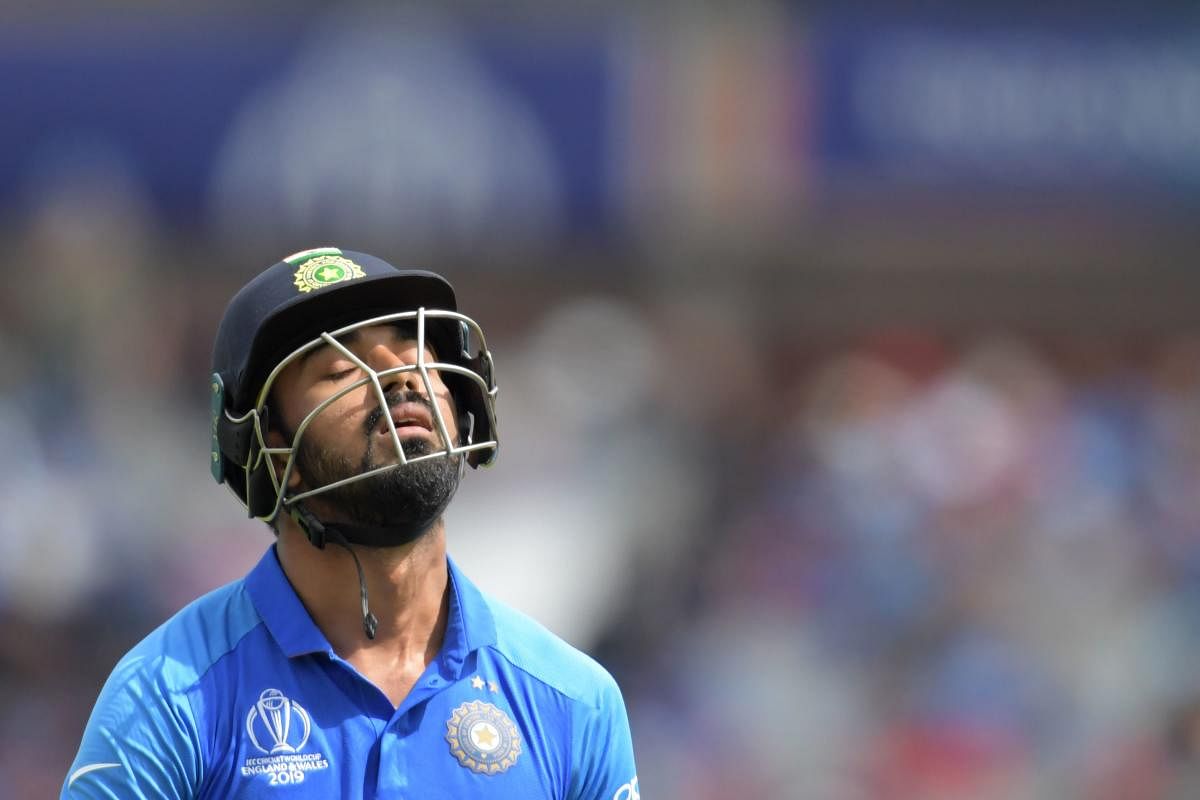 India's K.L. Rahul leaves the field after losing his wicket for 1 run during the 2019 Cricket World Cup first semi-final in Manchester, northwest England, on July 10, 2019. (Photo by/ AFP)