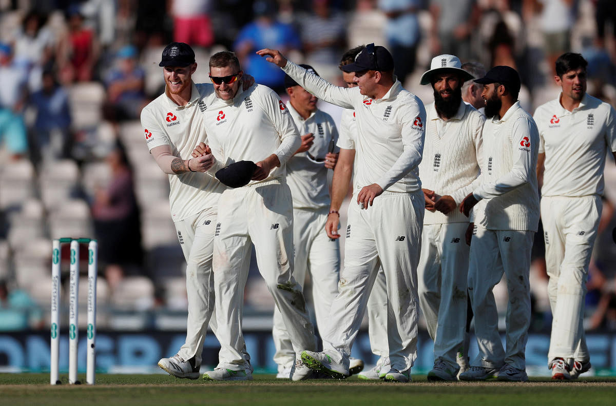 England players celebrate after winning the fourth test Action Images via Reuters/Paul Childs