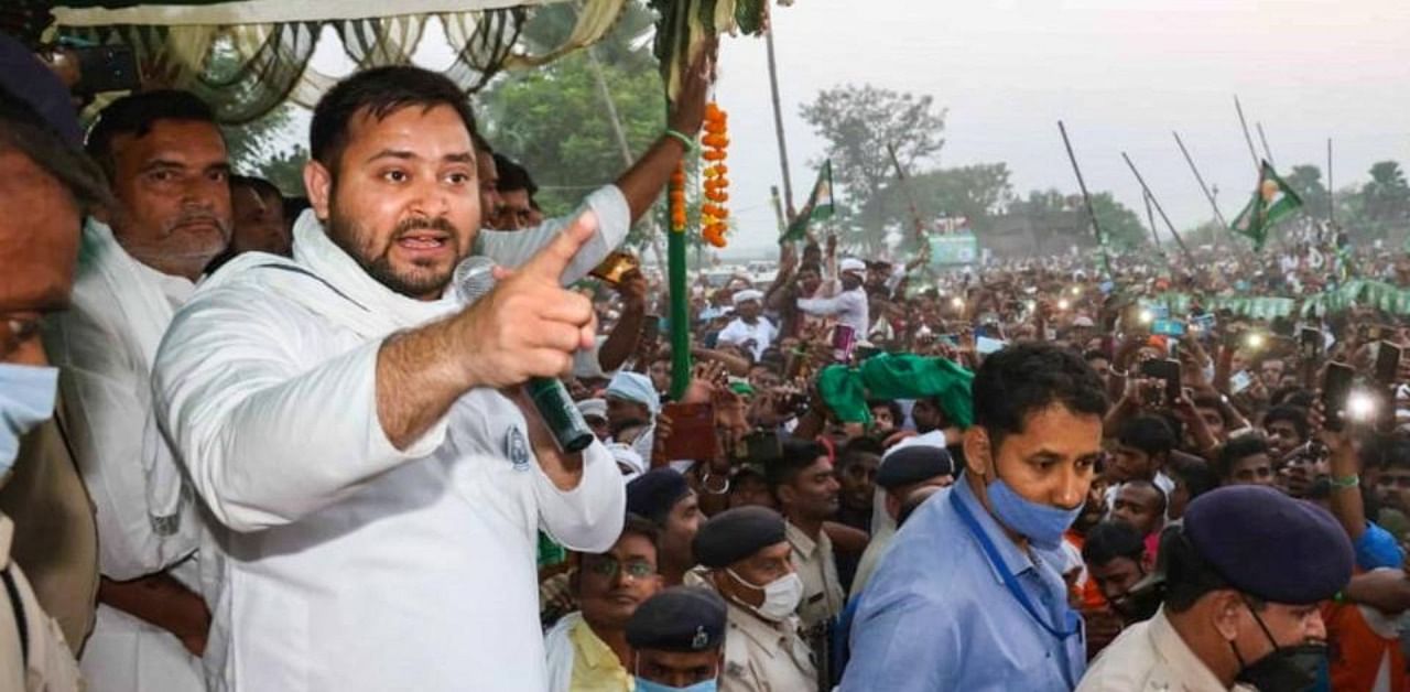 RJD leader Tejashwi Yadav addresses an election meeting, ahead of the Bihar Assembly Elections. Credit: PTI.