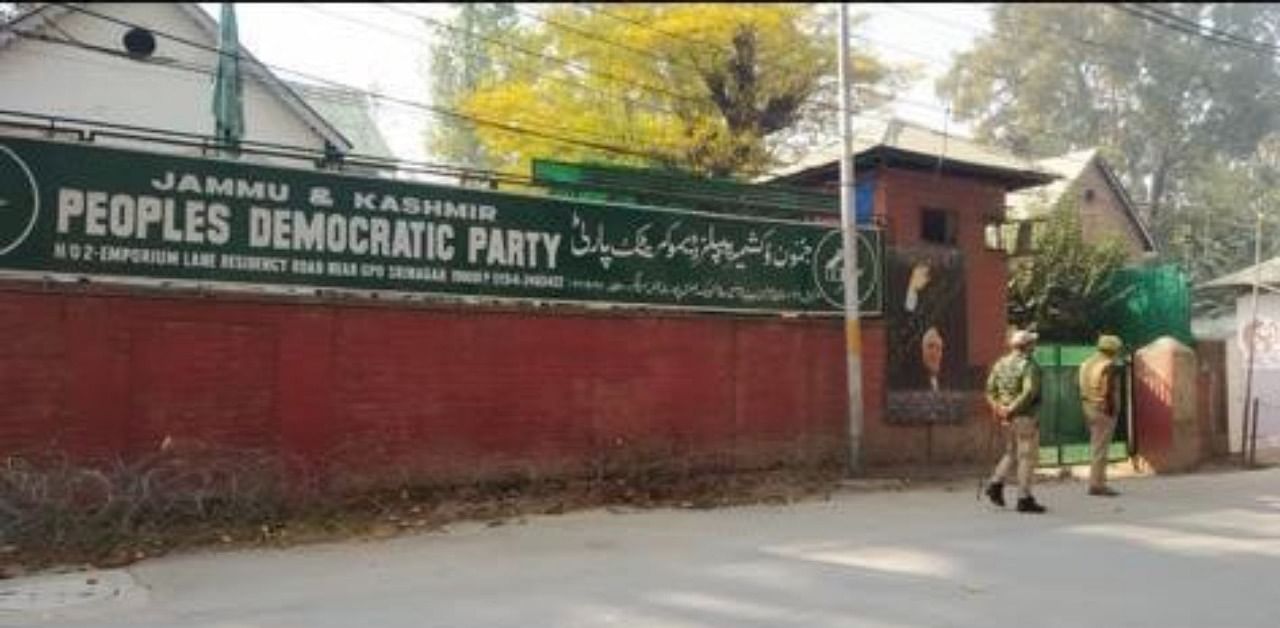 The PDP leaders had organised a protest rally from the party headquarters in Srinagar to the Press Enclave to protest the Center’s order allowing any Indian citizen to buy land in the UT. Credit: Twitter/@MehboobaMufti
