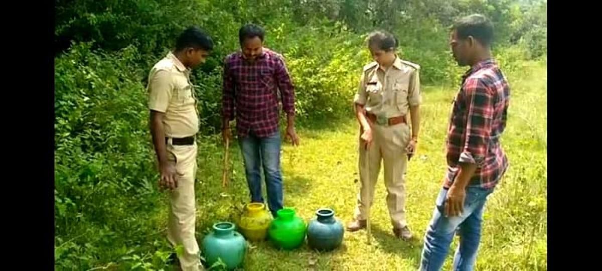 Excise department personnel seized 34 litres of jaggery wash near Mathadakadu.