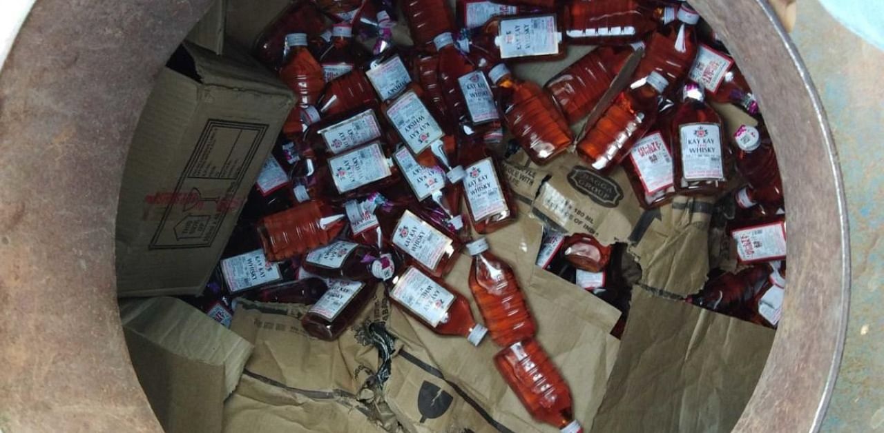 In neighbouring Panipat district, four people lost their lives after allegedly consuming suspected spurious liquor, police said. Credit: DH Photo