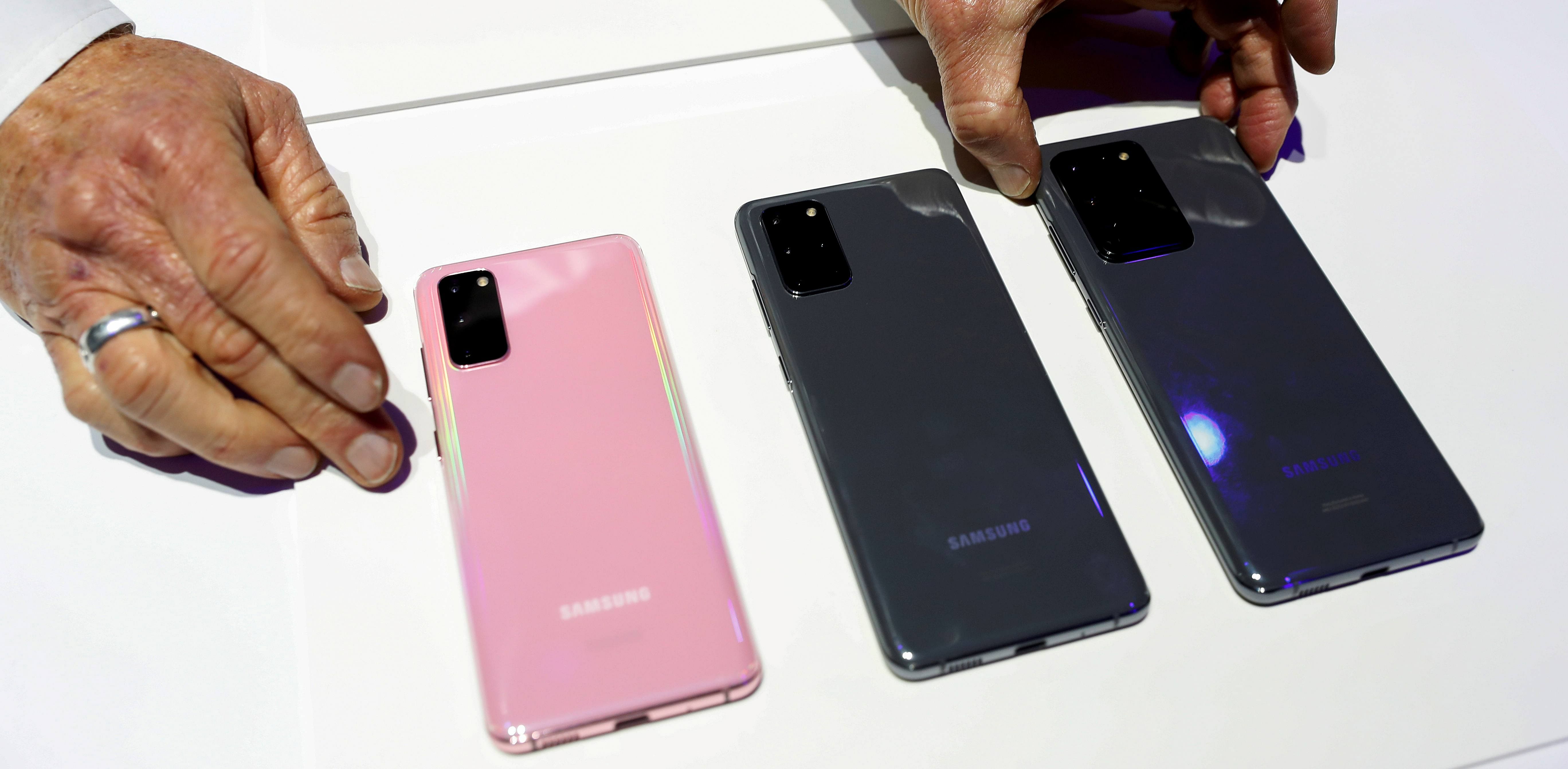 (L-R) The Samsung Galaxy S20, S20+ and S20 Ultra 5G smartphones are seen during Samsung Galaxy Unpacked 2020 in San Francisco, California. Credit: Reuters