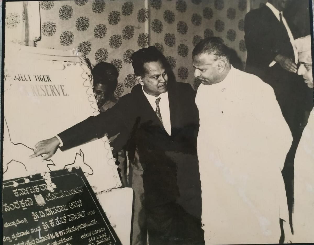 Chief Minister D Devaraj Urs with IAS officer S G Neginahal, when Tiger Project was announced on November 17, 1973. Pic courtesy Forest department