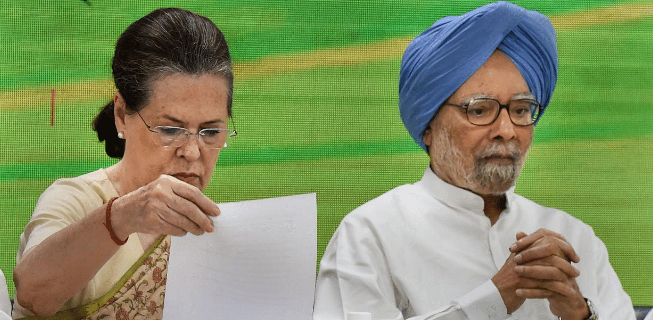 Congress president Sonia Gandhi and former PM Manmohan Singh. Credit: PTI Photo