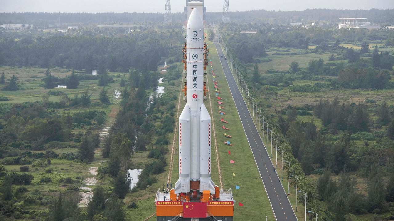 Long March 5 rocket, which will launch China's Chang'e-5 lunar probe on November 24. Credit: AFP Photo