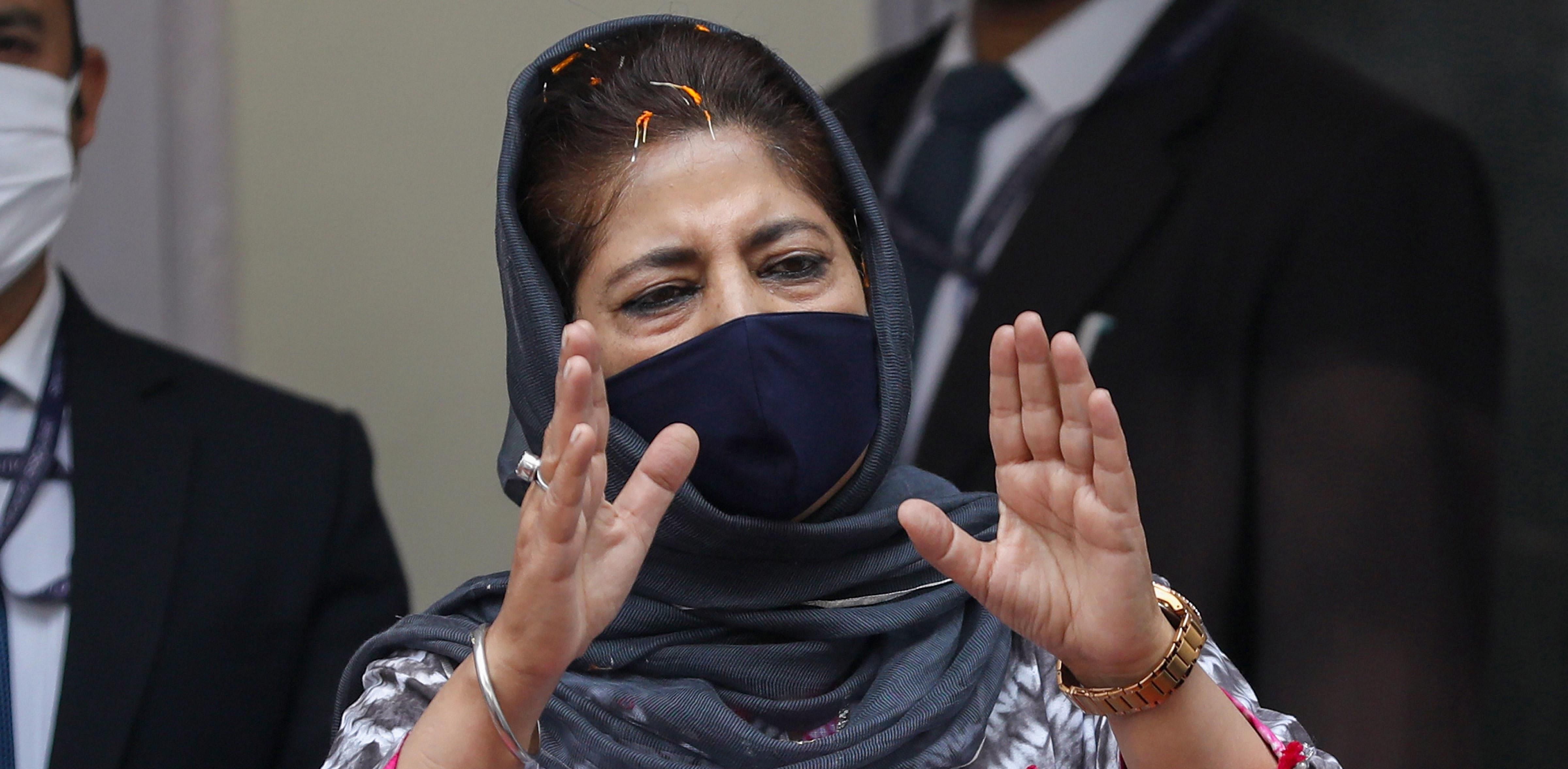 Her daughter said that Mehbooba was going to visit the party's youth-wing president Waheed Para. Credit: PTi