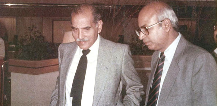 FC Kohli and S. Ramadorai, both former CEOs of TCS, in conversation with each other on the sidelines of an event in 1977. Credit: S Ramadorai