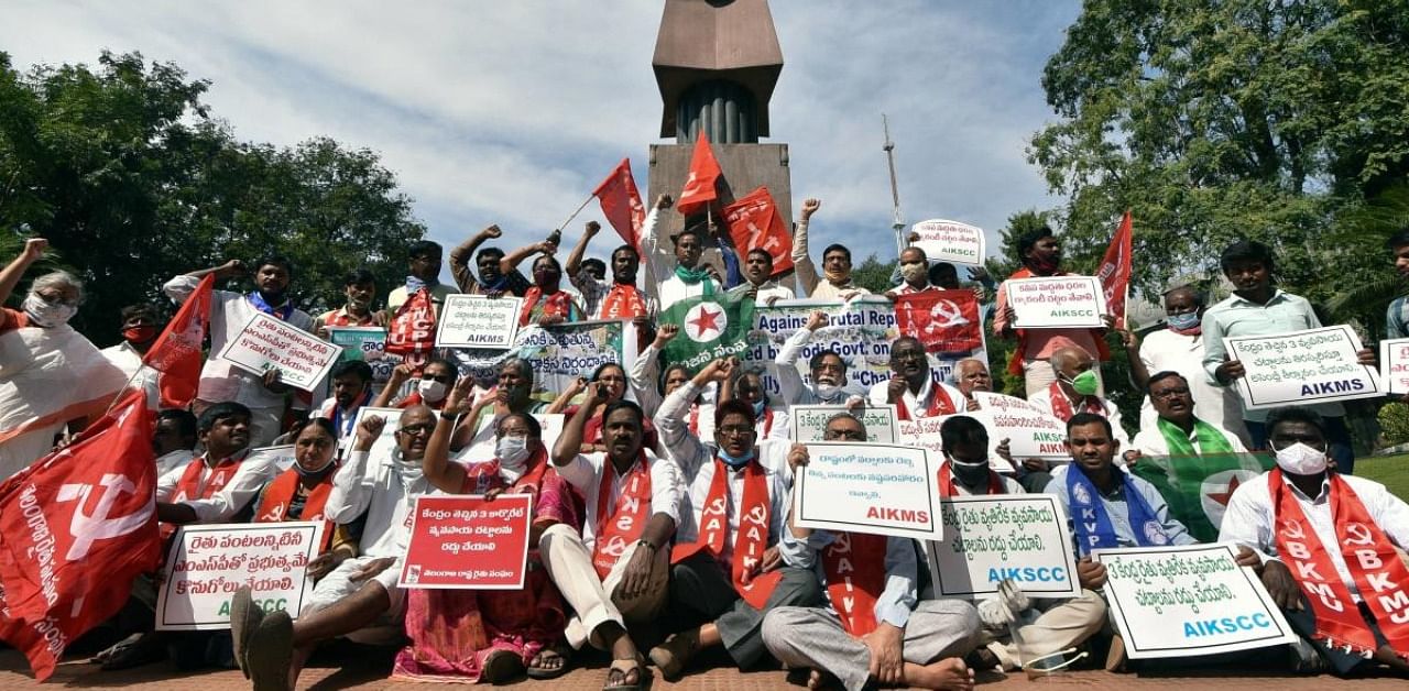 All India Kisan Sangarsh Coordination Committee (AIKSCC) protest in solidarity with farmers' agitation over the Centre's farm reform laws. Credit: PTI Photo
