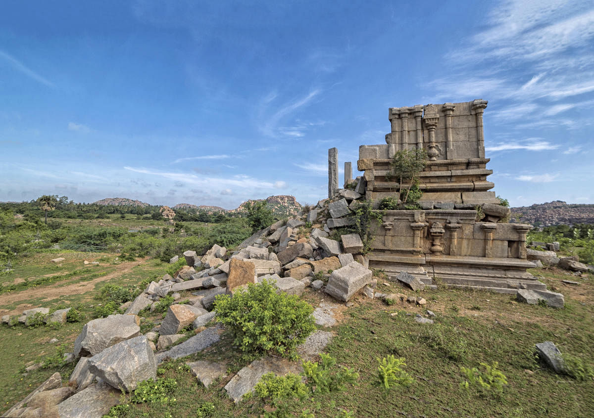 A protected monument in Hampi, in ruins. Hundreds of historical structures in Karnataka lie damaged and abandoned, even as conservation agencies look on in silence. Photo by Shivashankar Banagar 