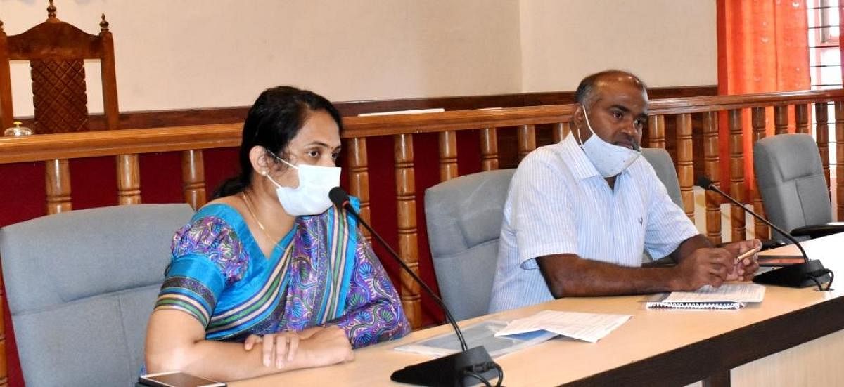 Kodagu district Electoral Roll Observer V Anbu Kumar speaks during a meeting at the DC’s office. Deputy Commissioner Annies Kanmani Joy was also present.