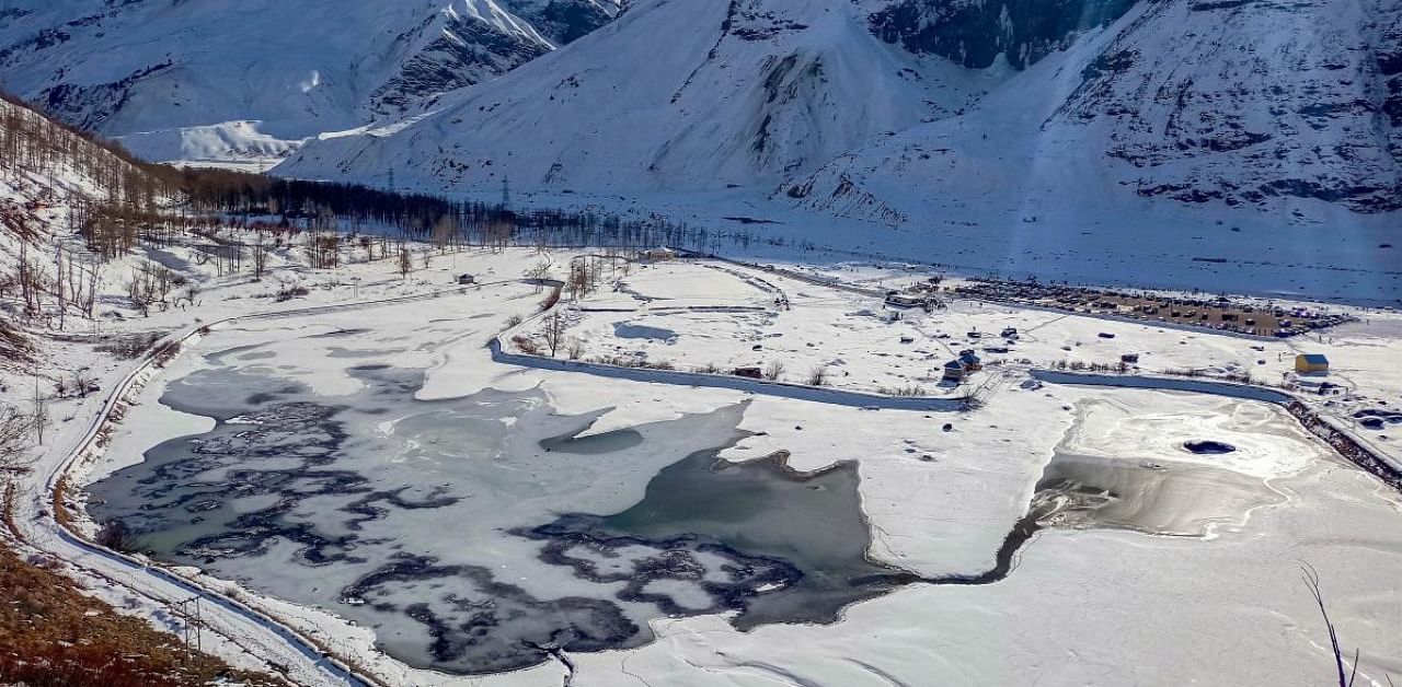 View of the Sissu Lake after the town received fresh snowfall, in Lahaul-Spiti. Credit: PTI.
