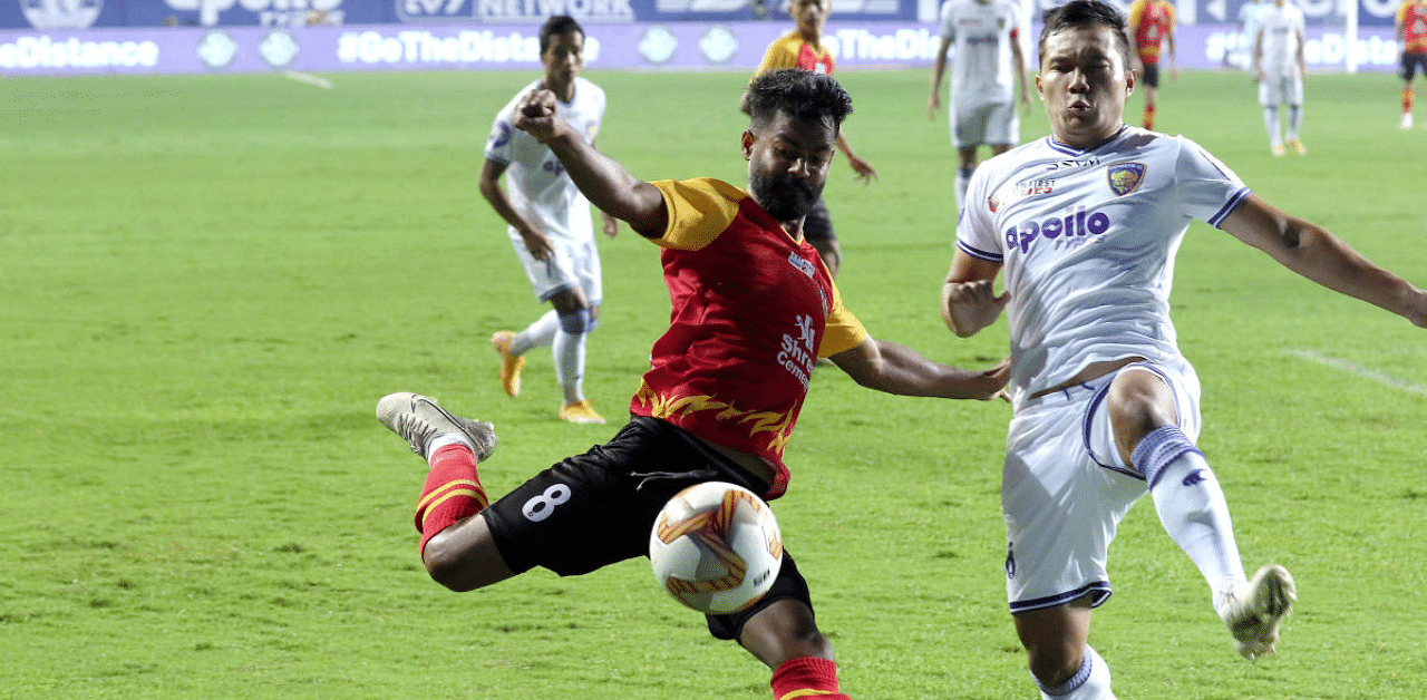 Mohammed Rafique of SC East Bengal and Jerry Lalrinzuala of Chennaiyin FC in action during the Hero Indian Super League, at Tilak Maidan Stadium in Goa. Credit: PTI Photo