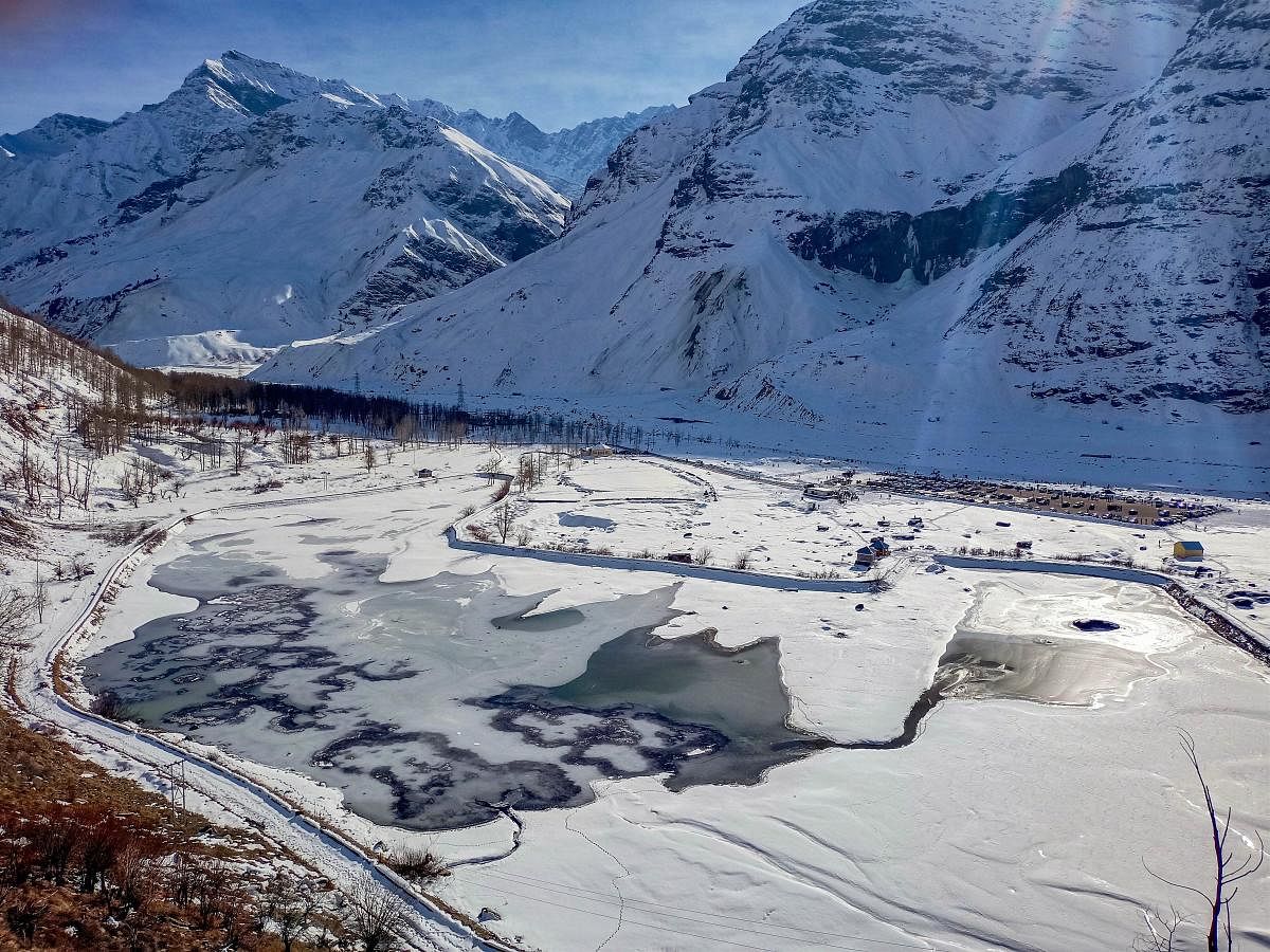 View of the Sissu Lake after the town received fresh snowfall, in Lahaul-Spiti, Friday, Dec. 25, 2020. Credit: PTI Photo