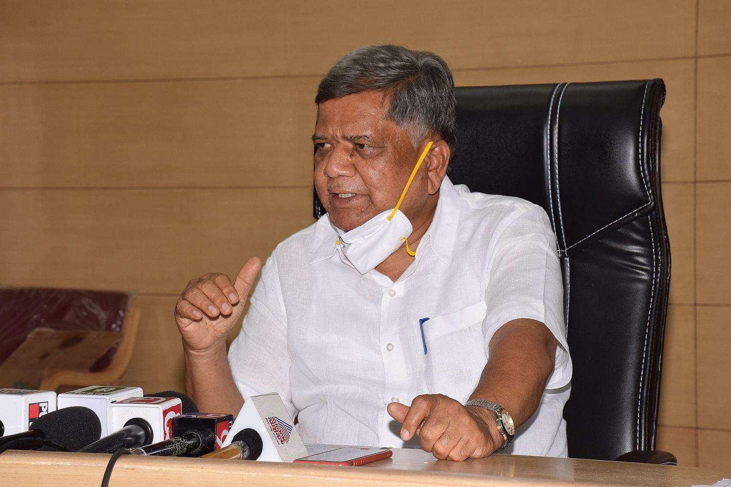 Karnataka Industries Minister Jagadish Shettar. Credit: DH Photo