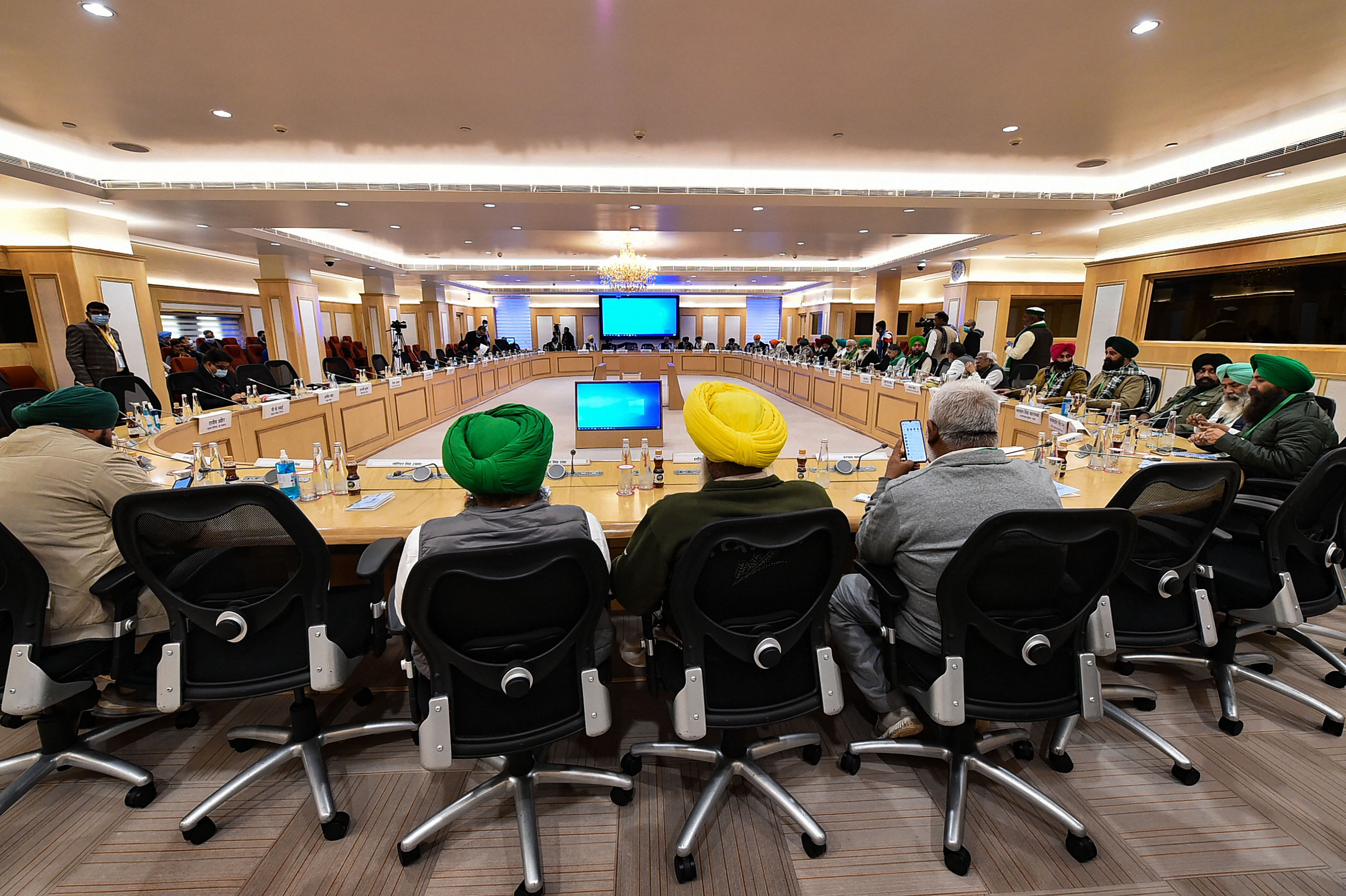 Farmers' representatives in talks with Union ministers over the new farm laws, at Vigyan Bhawan in New Delhi, Monday, Jan. 4, 2021. Credit: PTI Photo