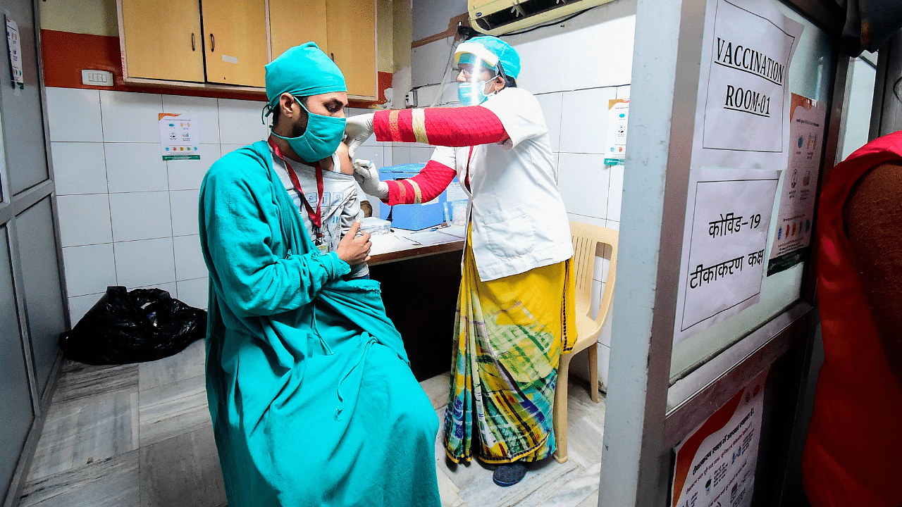 Volunteers and Health officials are seen during a dry run or a mock drill for the Covid-19 coronavirus vaccine. Credit: AFP Photo