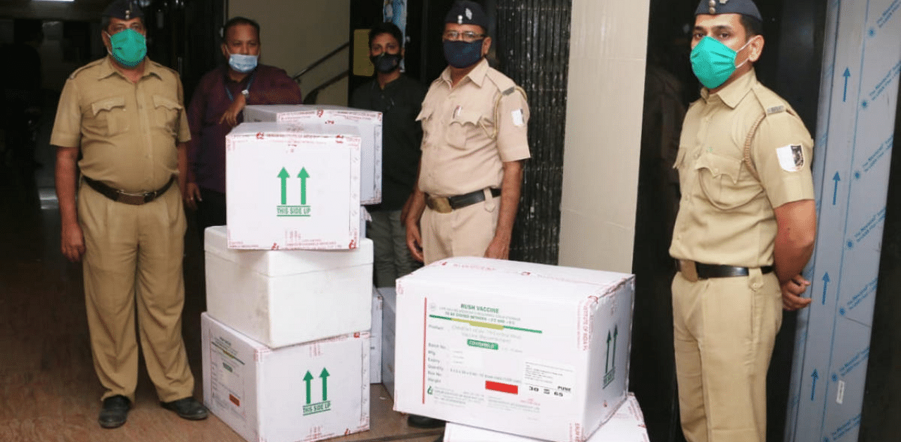 Covishield vaccine arrives in Mumbai. Credit: PTI Photo